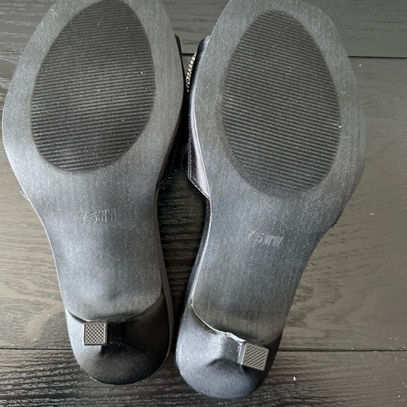 New with tags TORRID Rhinestone Bow Mule (WW) Size:7.5 👡 - Picture 13 of 15
